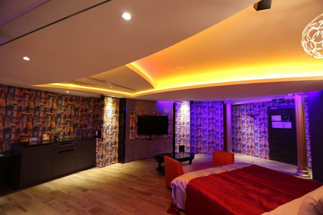 Yosemite Motel - Taiyuan Branch Тайджун Екстериор снимка