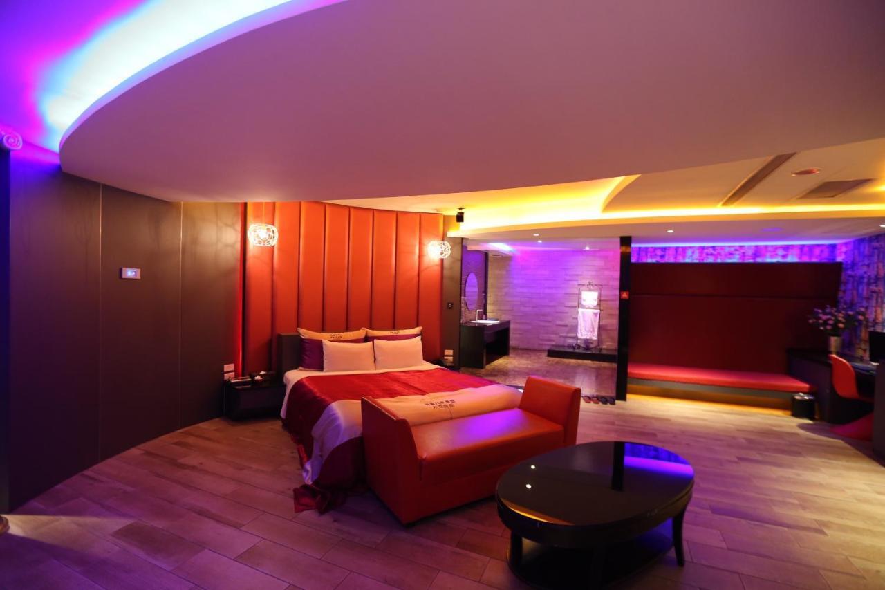 Yosemite Motel - Taiyuan Branch Тайджун Екстериор снимка
