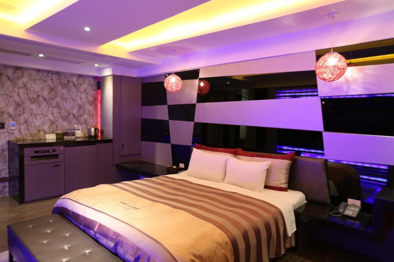 Yosemite Motel - Taiyuan Branch Тайджун Екстериор снимка